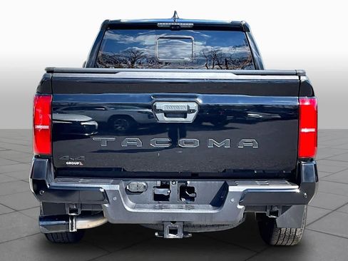 Certified 2024 Toyota Tacoma TRD Sport w/ TRD Sport Premium Package AWD/4WD image 5