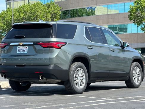 Certified 2023 Chevrolet Traverse LT FWD image 4