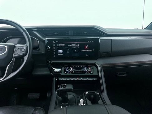 Used 2023 GMC Sierra 1500 AT4 w/ AT4 Preferred Package image 6