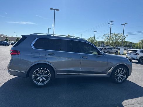 Used 2024 BMW X7 xDrive40i w/ Executive Package AWD/4WD image 25