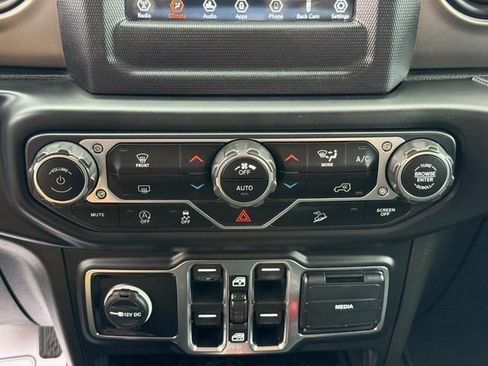 Used 2020 Jeep Wrangler Unlimited Sport S image 26