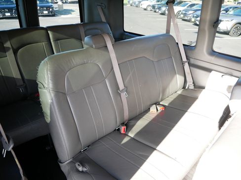 Used 2019 GMC Savana 3500 LS w/ Cold Climate Package image 29