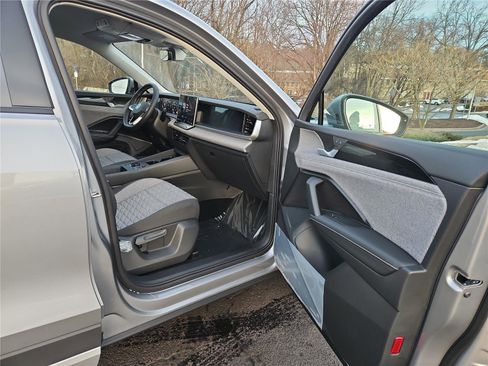 New 2026 Volkswagen Tiguan S image 25