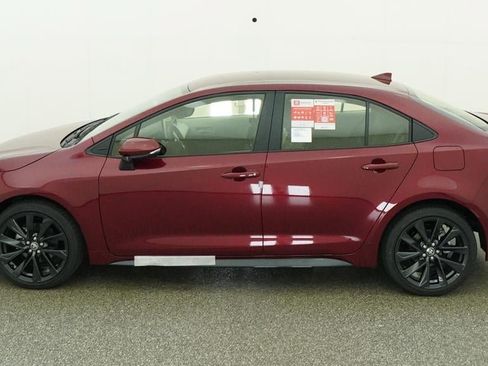 New 2026 Toyota Corolla SE FWD image 3