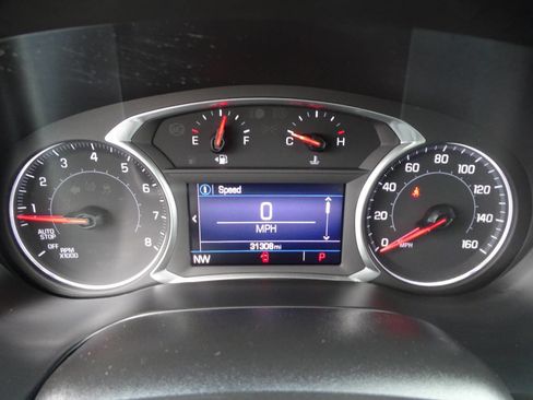 Used 2022 GMC Acadia Elevation image 22