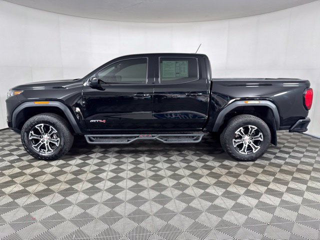 Used 2025 GMC Canyon AT4 AWD/4WD image 7