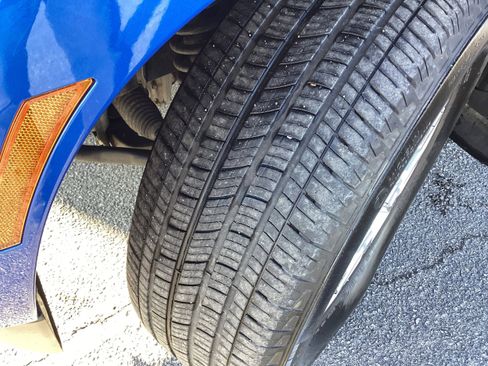 Used 2024 Nissan Frontier SV w/ SV Convenience Package image 10