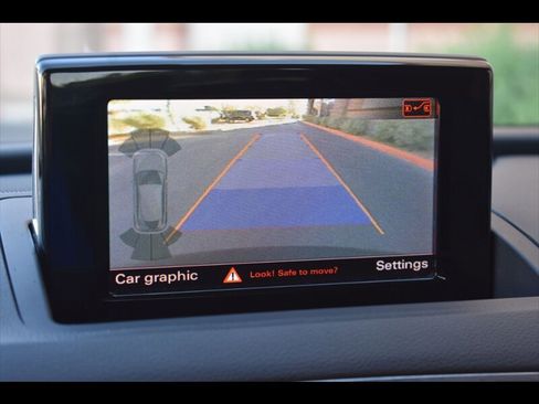 Used 2017 Audi Q3 2.0T Premium image 10