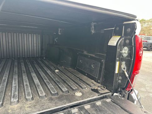 Used 2021 Toyota Tacoma SR5 image 40