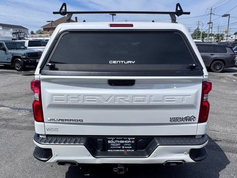 Used 2023 Chevrolet Silverado 1500 High Country w/ High Country Premium Package AWD/4WD image 6