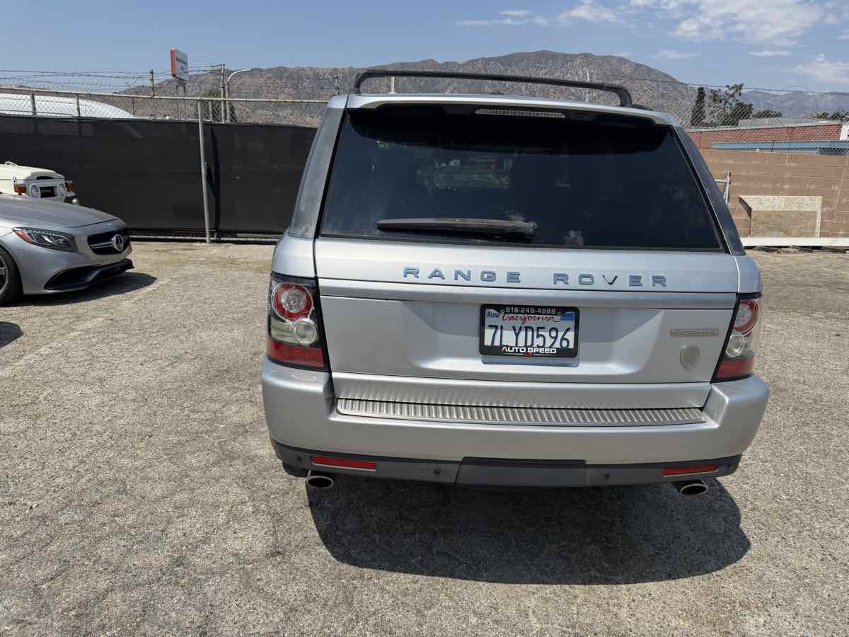 Used 2012 Land Rover Range Rover Sport Supercharged AWD/4WD image 5
