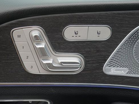 Used 2020 Mercedes-Benz GLS 450 4MATIC image 6