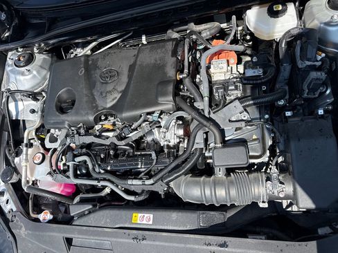 Used 2025 Toyota Camry LE FWD image 36