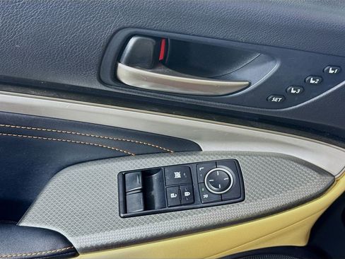 Used 2015 Lexus RC 350 w/ F Sport w/Summer Tires image 20