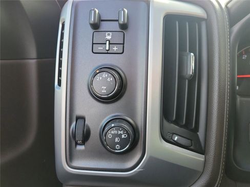 Used 2015 GMC Sierra 2500 SLT w/ Duramax Plus Package image 20