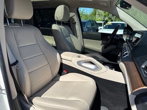 Used 2022 Mercedes-Benz GLS 450 4MATIC image 30