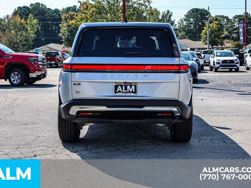 Used 2024 Rivian R1S Adventure image 12