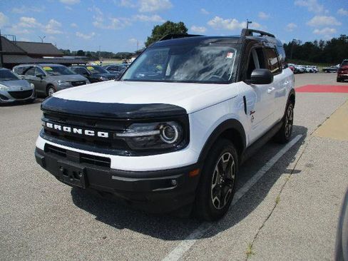 Certified 2024 Ford Bronco Sport Outer Banks w/ Tech Package image 3