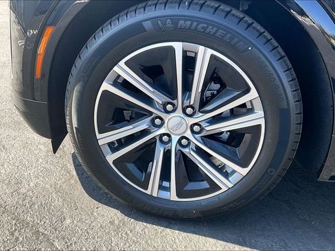 New 2026 Cadillac Lyriq Luxury image 13