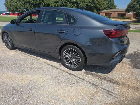 Used 2024 Kia Forte GT-Line w/ GT-Line Premium Package FWD image 11