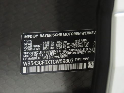 New 2026 BMW iX xDrive45 w/ M Sport Package image 32
