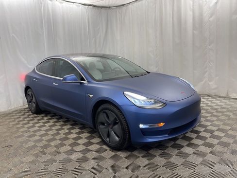 Used 2018 Tesla Model 3 Long Range image 2