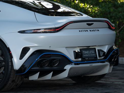 Used 2025 Aston Martin V8 Vantage Coupe image 24