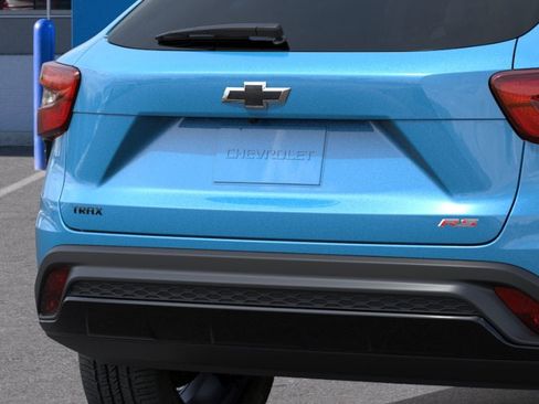 New 2026 Chevrolet Trax RS FWD image 38