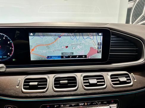 Certified 2023 Mercedes-Benz GLS 450 4MATIC image 24