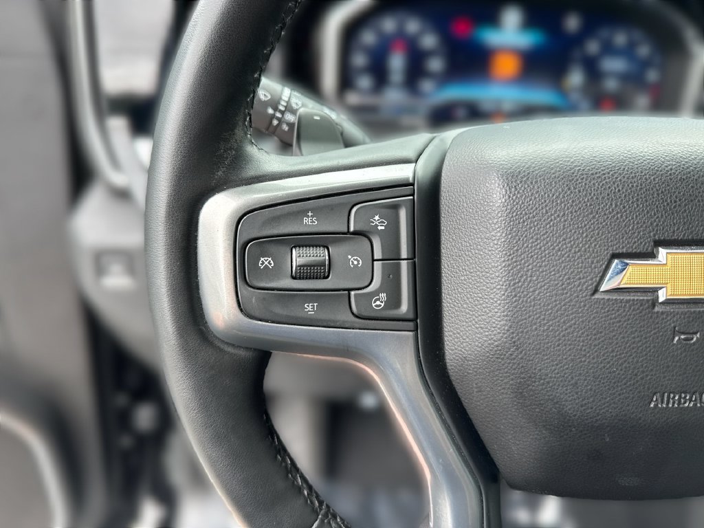 Used 2023 Chevrolet Silverado 1500 LT RWD image 17