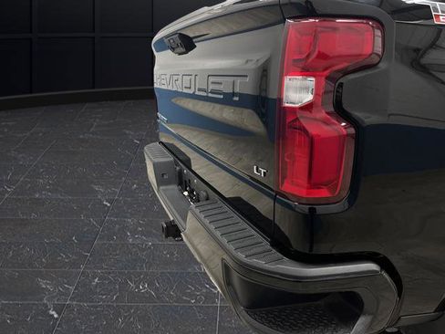 Used 2022 Chevrolet Silverado 1500 LT Trail Boss image 35