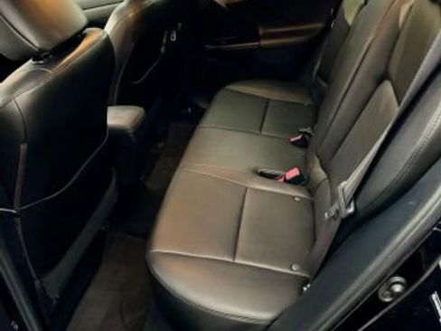 Used 2011 Lexus CT 200h Premium image 12