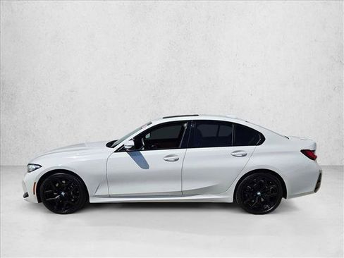 Used 2026 BMW 330i Sedan w/ M Sport Package RWD image 9