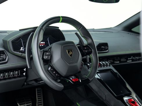 Used 2023 Lamborghini Huracan Tecnica image 35