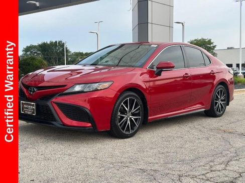 Used 2023 Toyota Camry SE FWD image 9