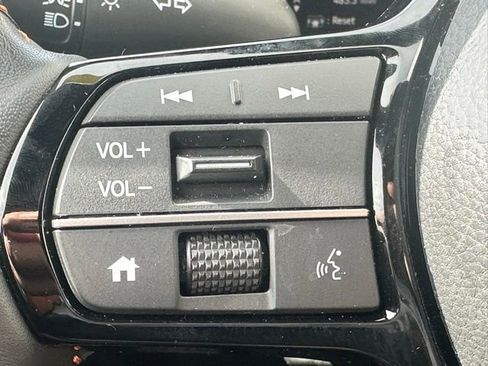 Certified 2026 Honda HR-V Sport image 9