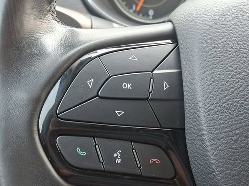 Used 2021 Jeep Cherokee Latitude Plus AWD/4WD image 21