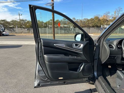 Used 2020 INFINITI QX60 Luxe w/ Essential Package image 8