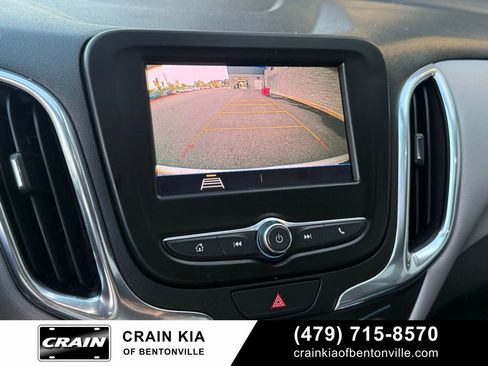 Used 2021 Chevrolet Equinox LS w/ LS Convenience Package FWD image 15