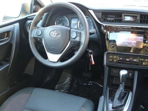 Used 2019 Toyota Corolla LE w/ Carpet Mat Package (TMS) image 16