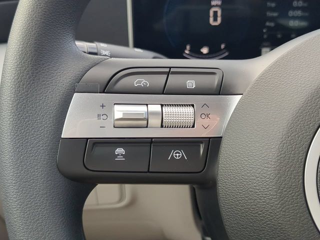 Used 2025 Hyundai Tucson SE FWD image 22