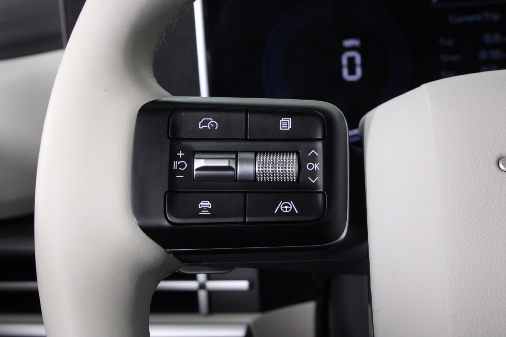 Certified 2026 Hyundai Santa Fe SEL FWD image 28