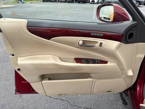 Used 2011 Lexus LS 460 AWD w/ Luxury Value Edition image 30