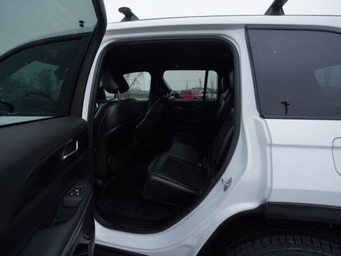 Used 2023 Jeep Grand Cherokee Altitude image 16