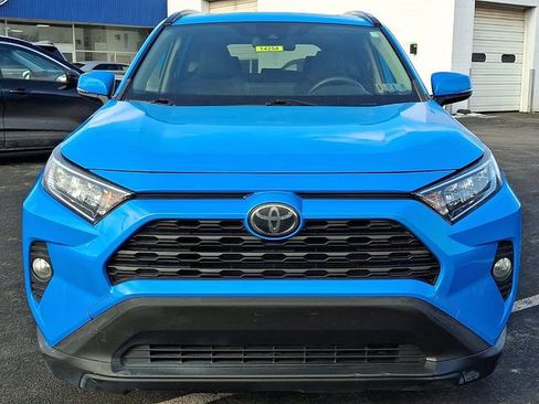 Used 2019 Toyota RAV4 XLE w/ All Weather Liner Package image 2