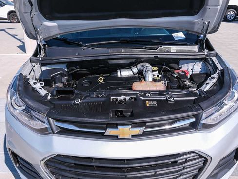 Used 2022 Chevrolet Trax LT w/ Driver Confidence Package AWD/4WD image 26
