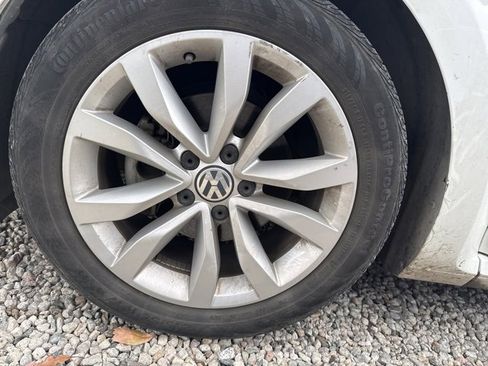 Used 2017 Volkswagen Beetle 1.8T Classic image 7