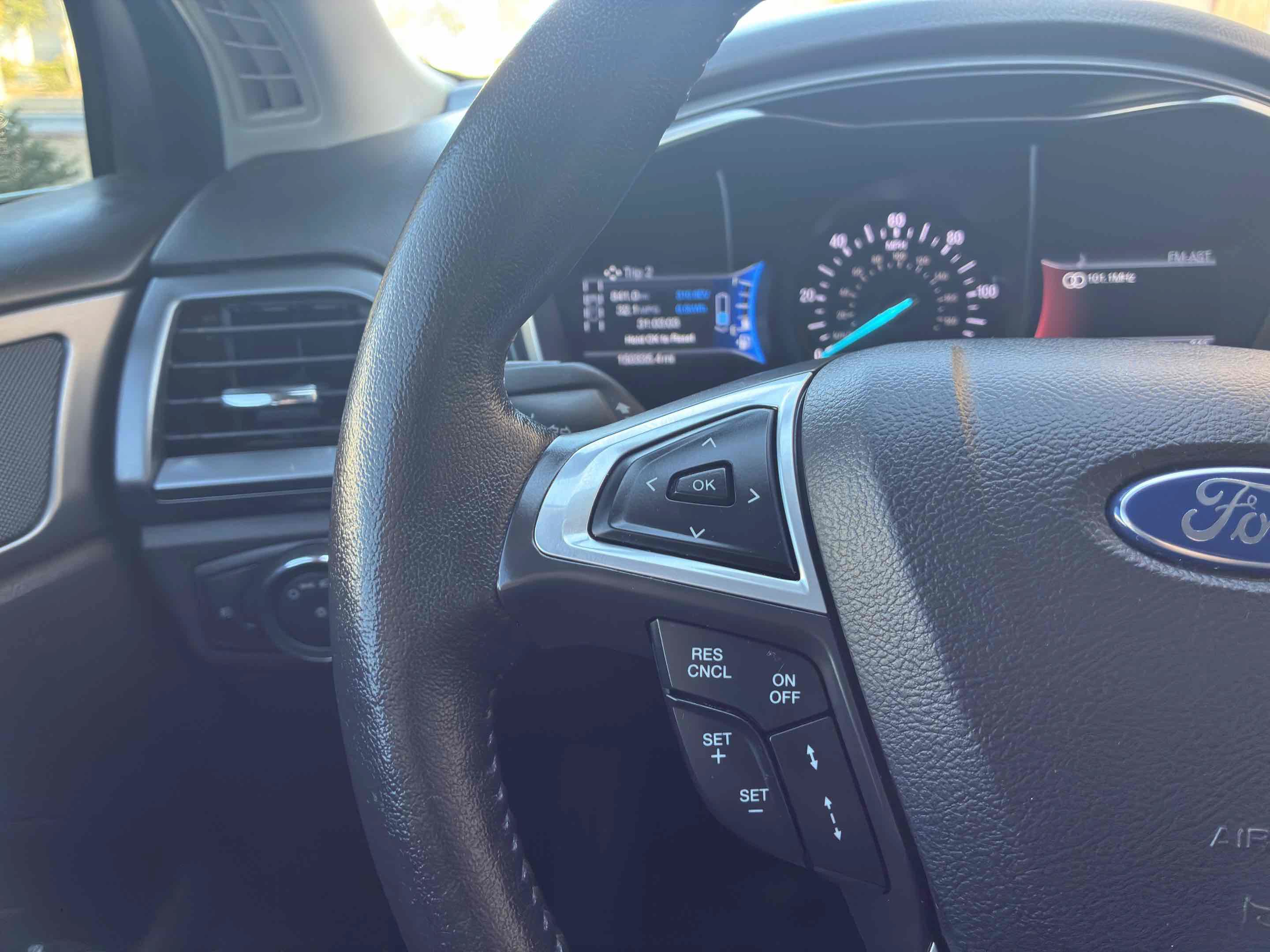 Used 2015 Ford Fusion Energi Titanium w/ Driver Assist Package FWD image 20