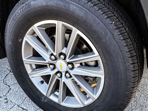 Used 2023 Chevrolet Traverse LT w/ LPO, Floor Liner Package AWD/4WD image 7
