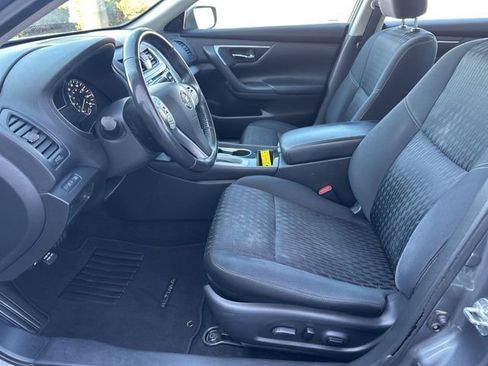 Used 2018 Nissan Altima 2.5 SV image 30